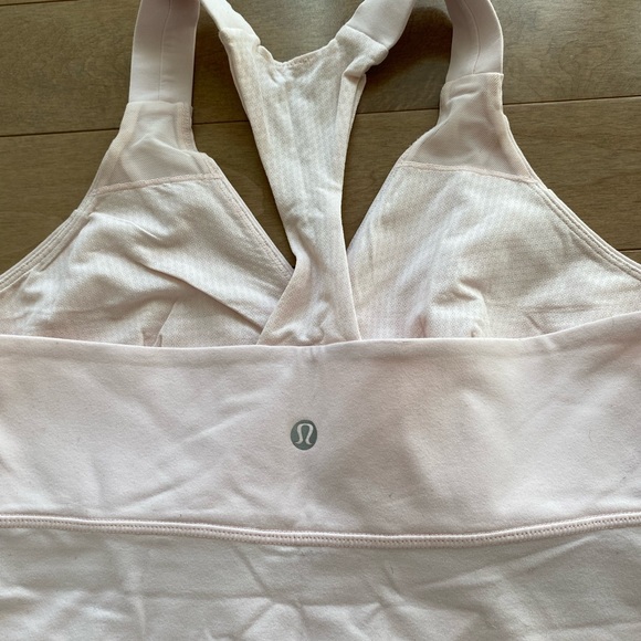 Lululemon sports top size medium baby pink - Picture 3 of 3